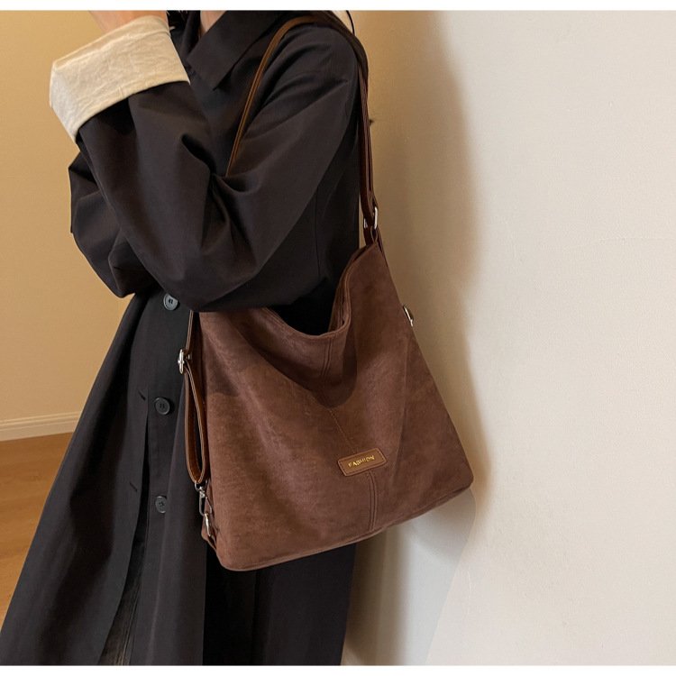 Maillard Suede Hobo Shoulder Bag Large Capacity Khaki